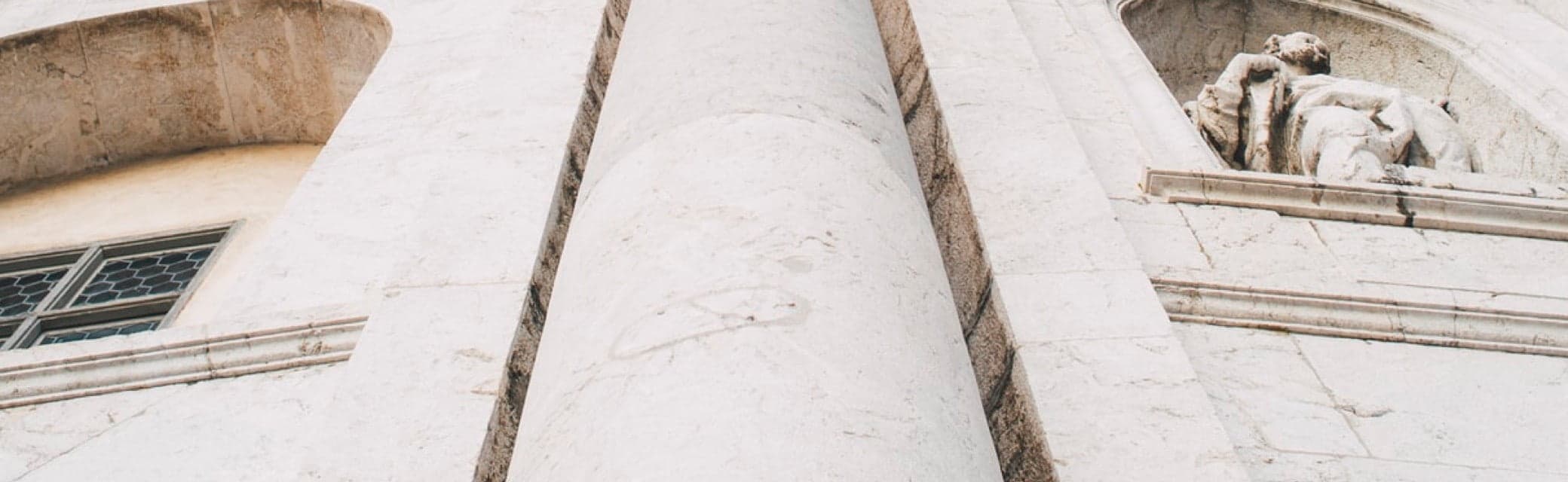 Юрист по имущественным спорам 